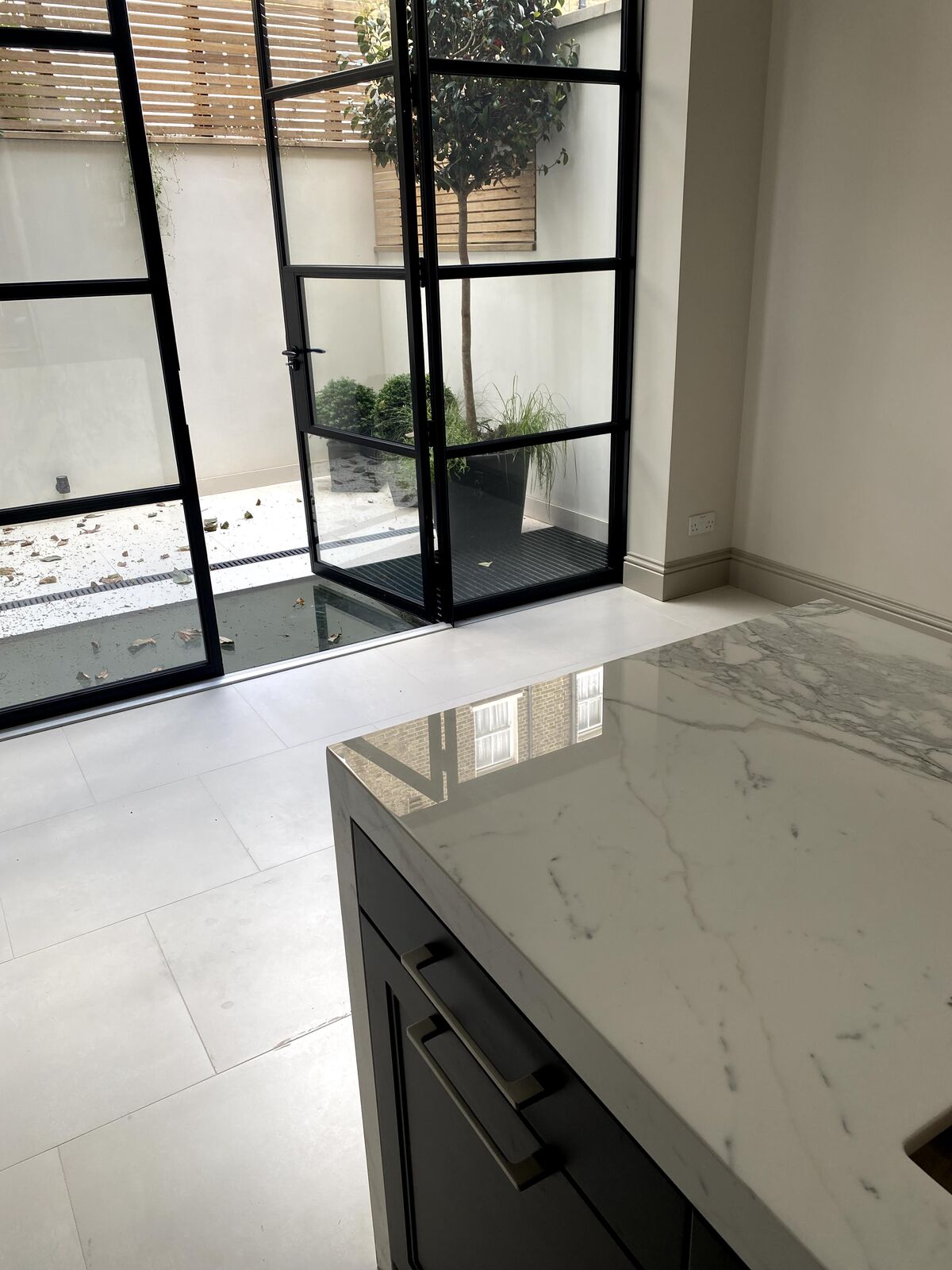 Kitchen and bathroom decorating by A1 Decorating in London