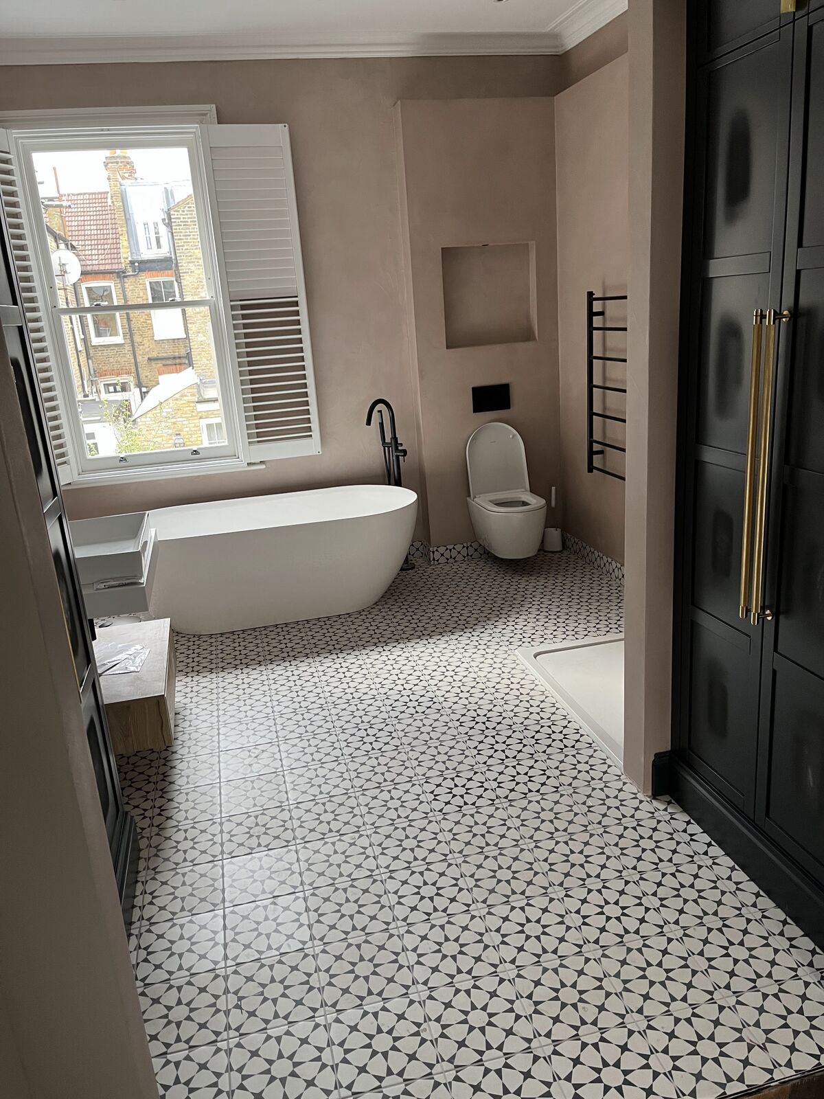 Kitchen and bathroom decorating by A1 Decorating in London