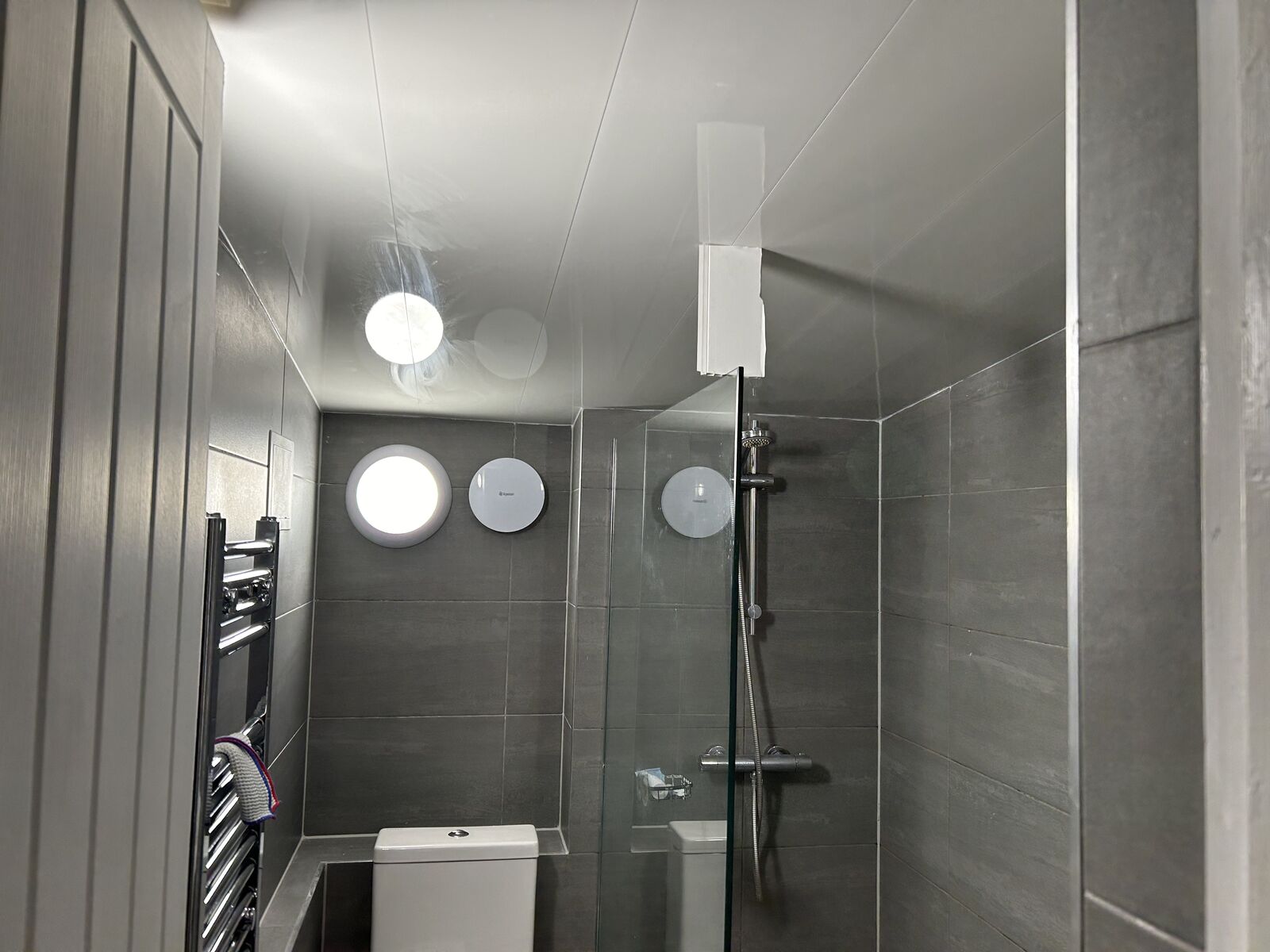Kitchen and bathroom decorating by A1 Decorating in London
