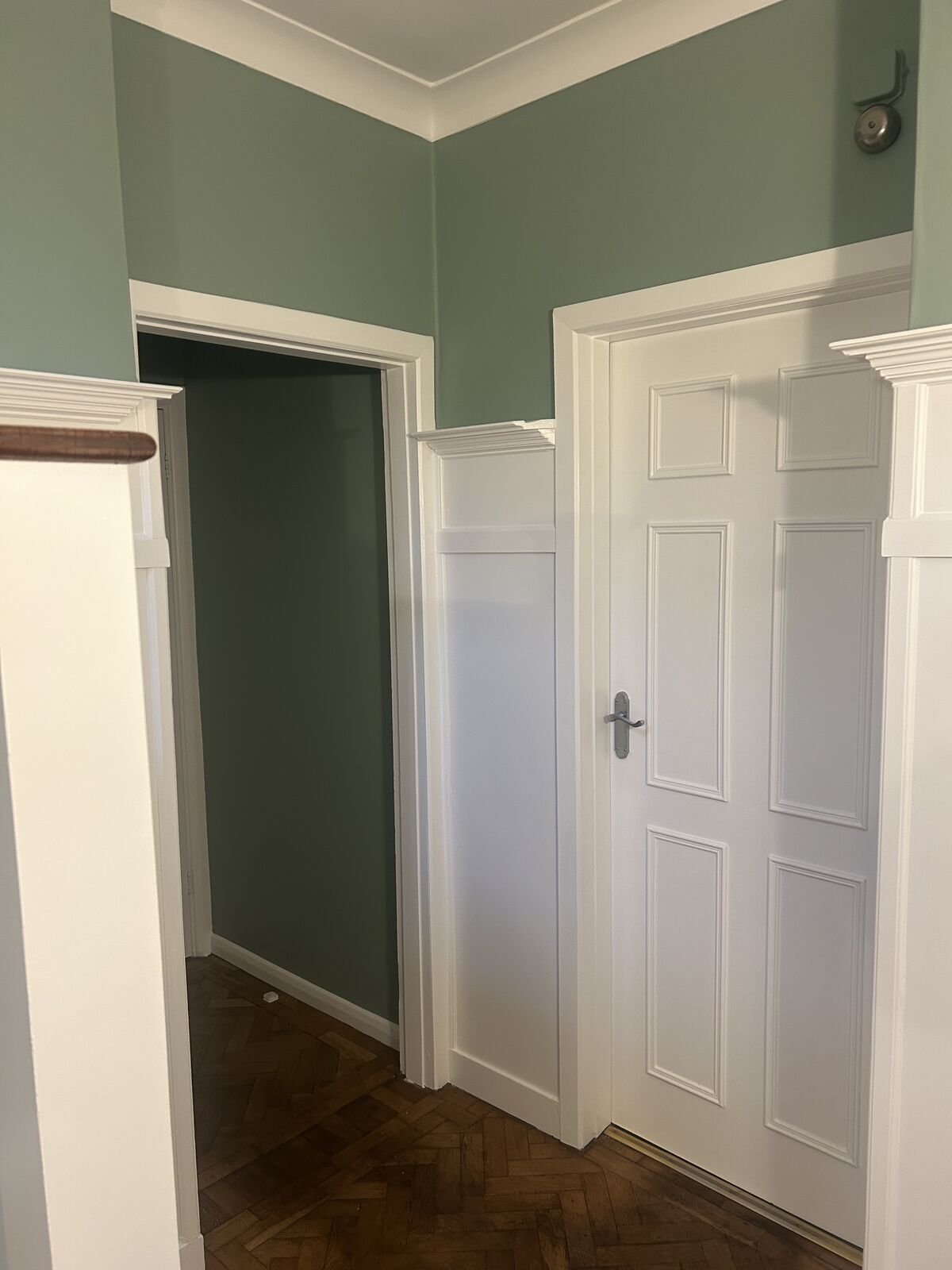 Woodwork and panelling finished by A1 Decorating in London