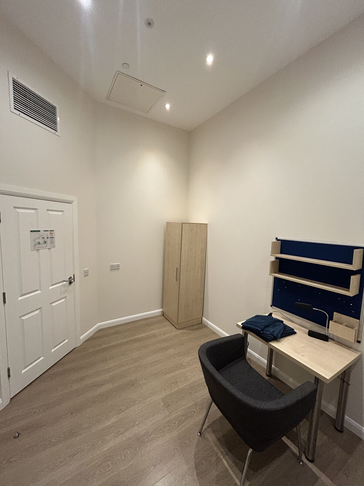 Interior painting and decorating project completed by A1 Decorating in London