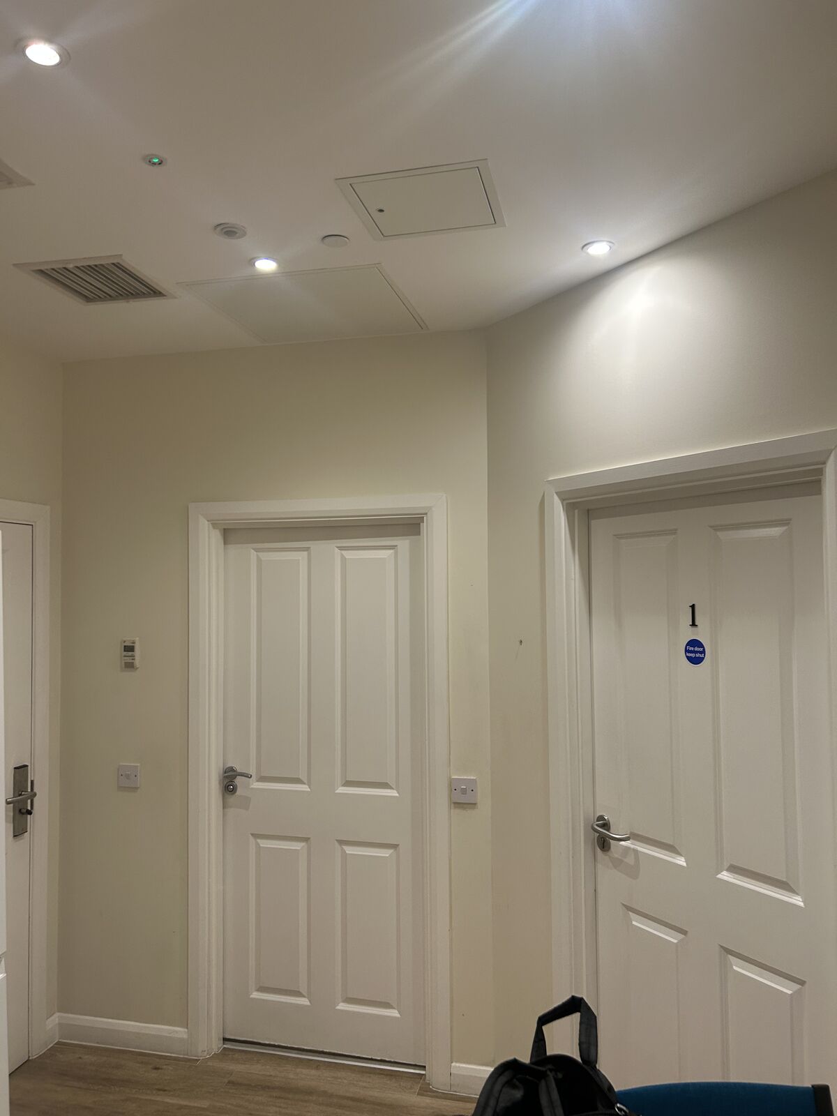Interior painting and decorating project completed by A1 Decorating in London