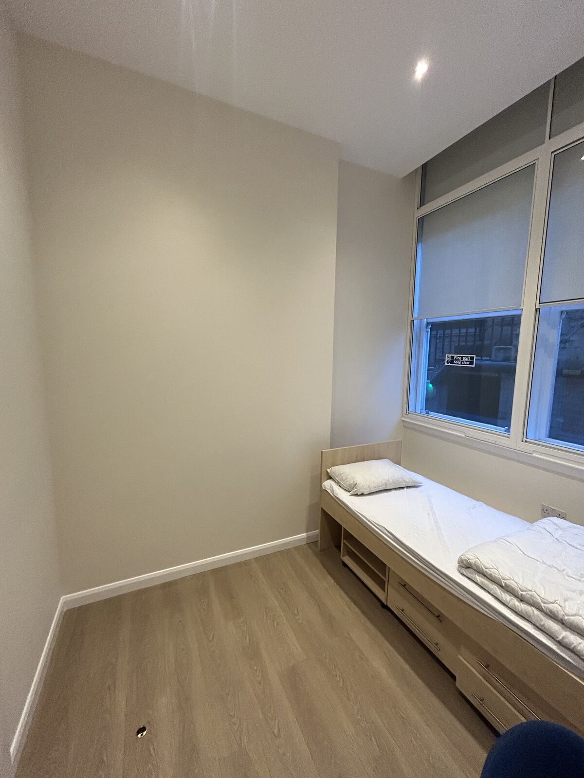 Interior painting and decorating project completed by A1 Decorating in London