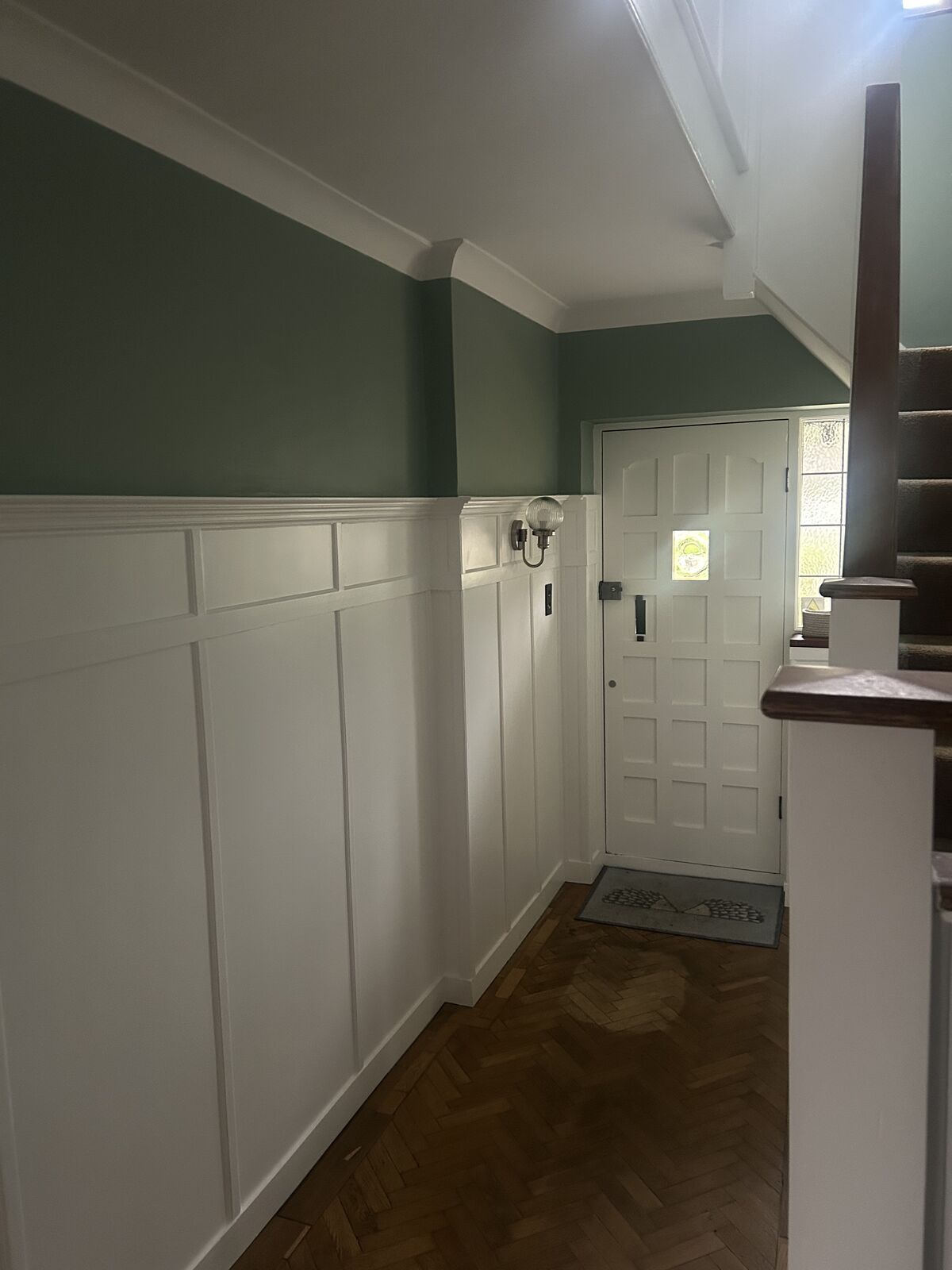 Woodwork and panelling finished by A1 Decorating in London
