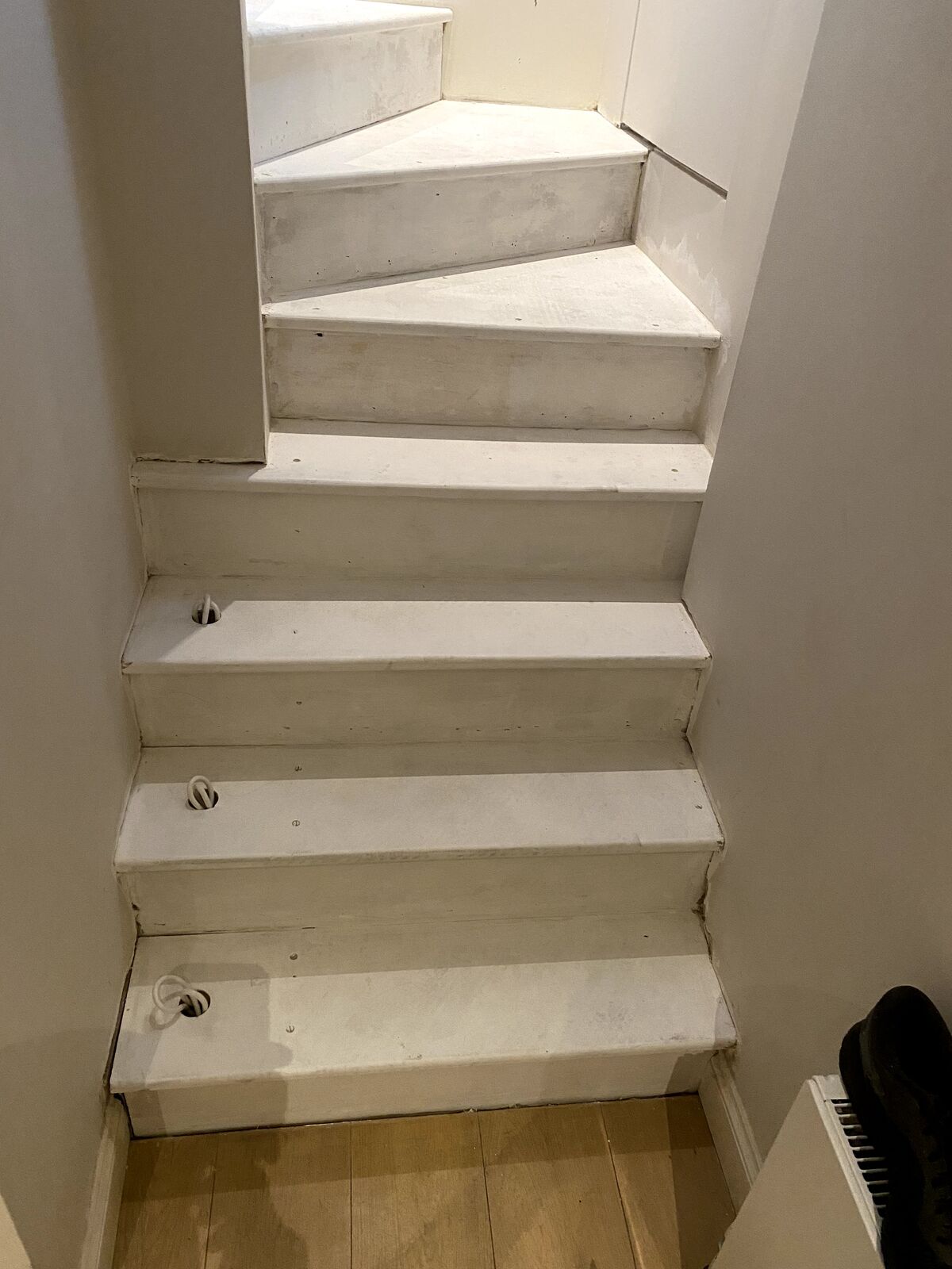 Hallway and staircase redecoration by A1 Decorating in London